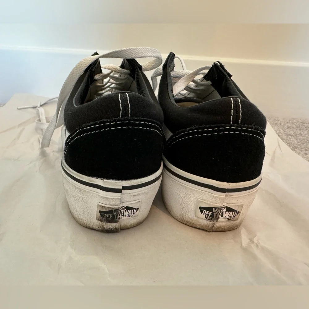 Vans Old Skool Canvas Platform Skater Sneakers in Black and White, Size 5 - Picture 6 of 10